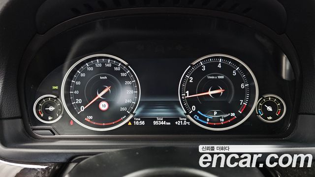 BMW 5 Series (F10) 528i M Aero Dynamic 2016 — фото 8