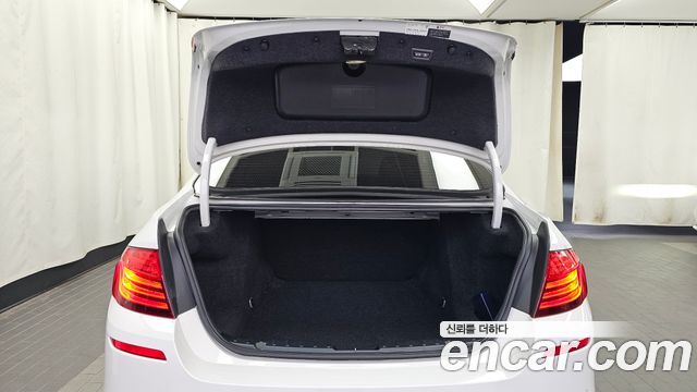 BMW 5 Series (F10) 528i M Aero Dynamic 2016 — фото 20