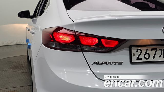 Hyundai Avante (AD) 1.6 GDI Smart 2017 — фото 23