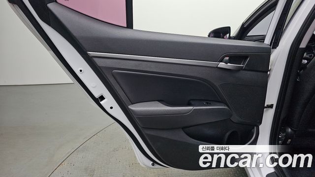 Hyundai Avante (AD) 1.6 GDI Smart 2017 — фото 25