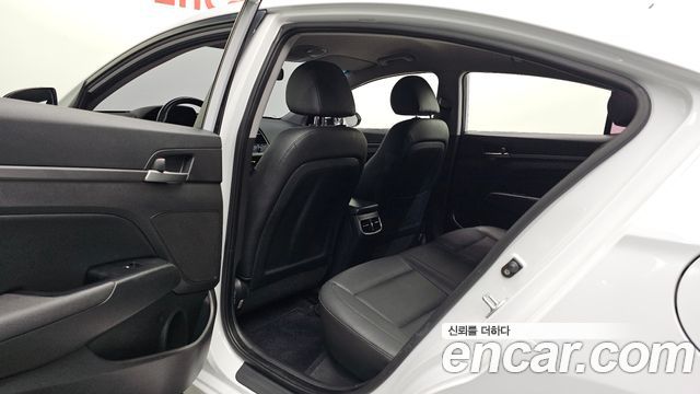 Hyundai Avante (AD) 1.6 GDI Smart 2017 — фото 26