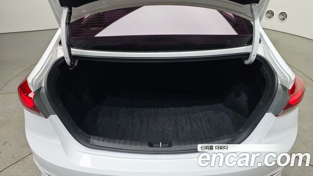 Hyundai Avante (AD) 1.6 GDI Smart 2017 — фото 29