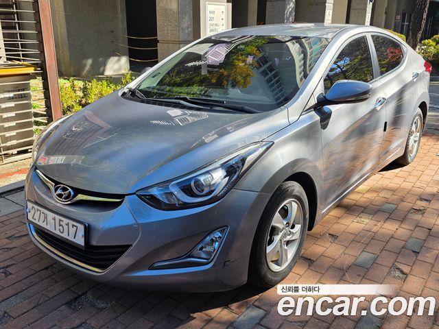 Hyundai Avante 1.6 GDi Smart Standard