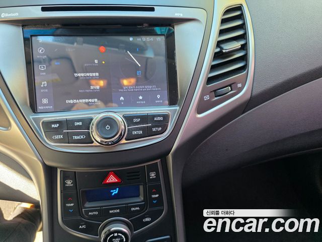 Hyundai Avante 1.6 GDi Smart Standard 2014 — фото 8