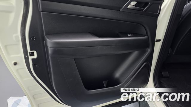 KG Mobility (SsangYong) Rexton Sports Khan Diesel 2.2 4WD Wild 2021 — фото 25