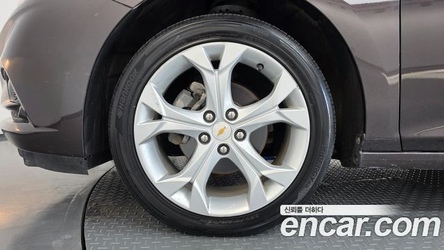 Chevrolet Cruze 1.4 Turbo LTZ 2017 — фото 5