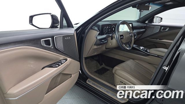 Kia K8 2.5 Gasoline 2WD Noblesse 2023 — фото 10
