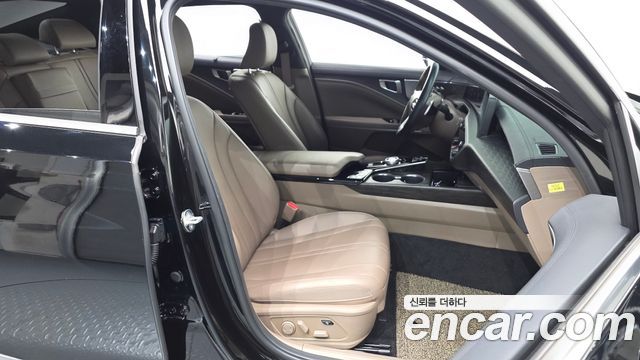 Kia K8 2.5 Gasoline 2WD Noblesse 2023 — фото 26