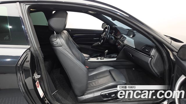 BMW 4 Series (F32) 428i M Sport Coupe 2015 — фото 11