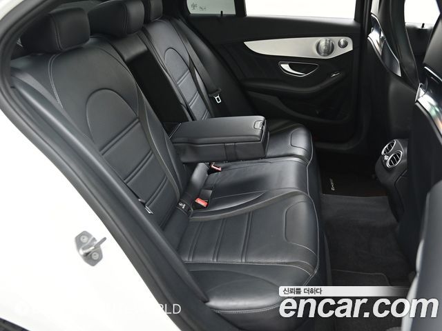 Mercedes-Benz C-Class (W205) C63 AMG 2018 — фото 16