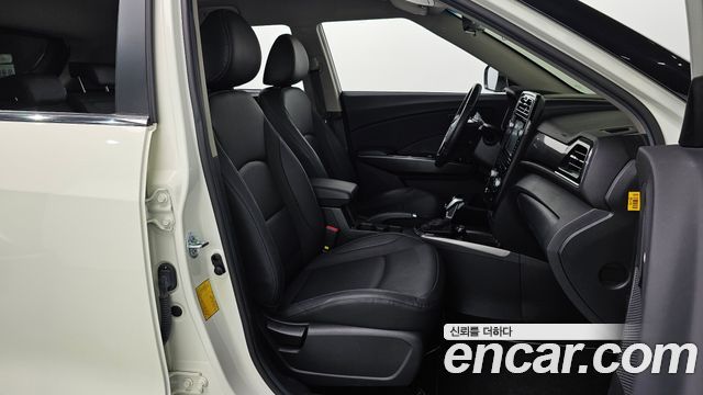 KG Mobility (SsangYong) Very New Tivoli Gasoline 1.5 2WD V3 2022 — фото 11
