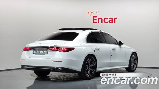 Mercedes-Benz E-Class (W214) E200 Avantgarde 2024 — фото 2