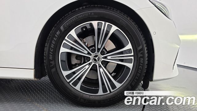 Mercedes-Benz E-Class (W214) E200 Avantgarde 2024 — фото 5
