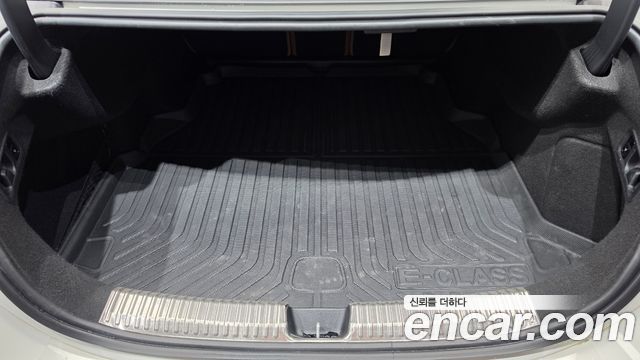 Mercedes-Benz E-Class (W214) E200 Avantgarde 2024 — фото 20