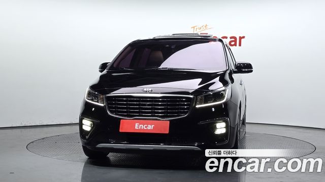 Kia Carnival 9-Seater Noblesse Special 2019 — фото 3