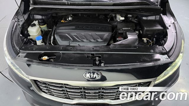 Kia Carnival 9-Seater Noblesse Special 2019 — фото 6