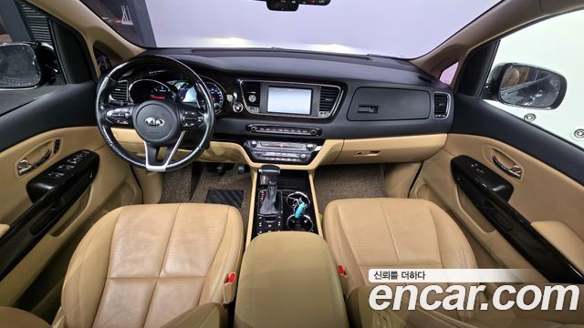 Kia Carnival 9-Seater Noblesse Special 2019 — фото 7