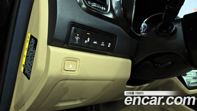 Kia Carnival 9-Seater Noblesse Special 2019 — фото 13