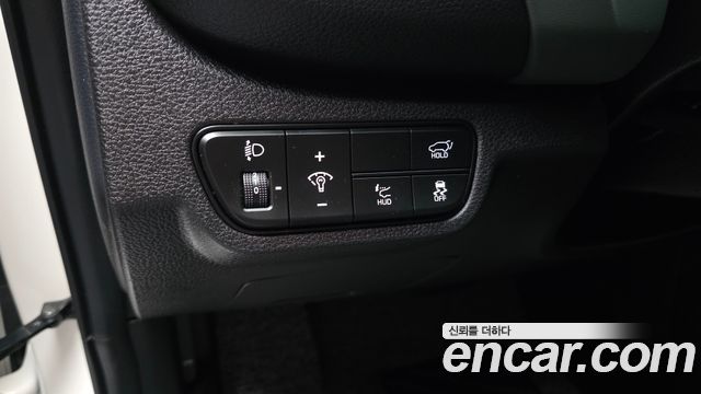 Kia Seltos Gasoline 1.6 Turbo 2WD Gravity 2024 — фото 29