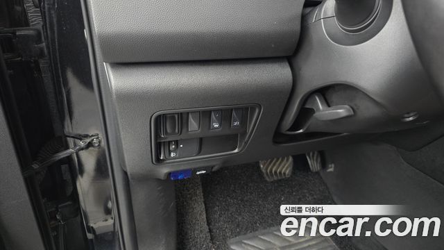 Renault Korea QM6 2.0 LPe RE Signature 2WD 2020 — фото 30