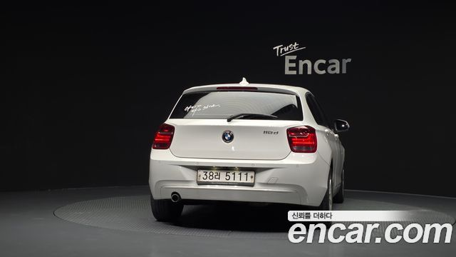 BMW 1 Series (F20) 118d Urban Pack1 5Dr 2014 — фото 4