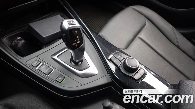 BMW 1 Series (F20) 118d Urban Pack1 5Dr 2014 — фото 9