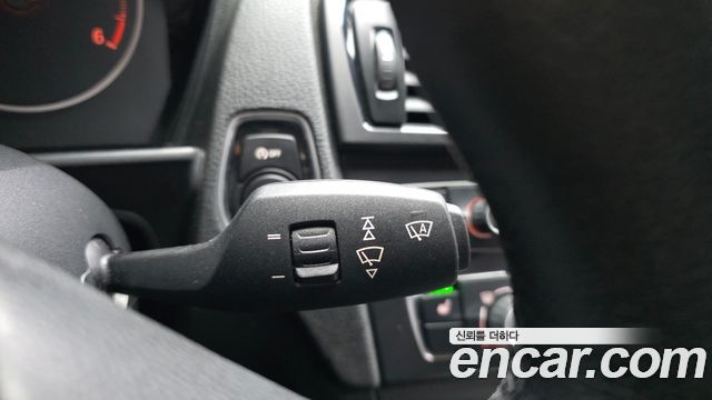 BMW 1 Series (F20) 118d Urban Pack1 5Dr 2014 — фото 17