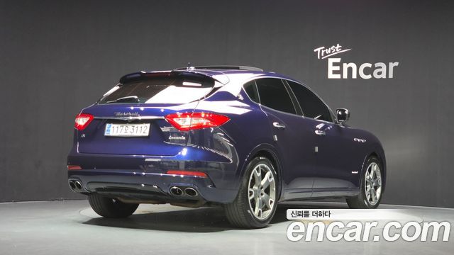 Maserati Levante 3.0 Diesel AWD 2018 — фото 2