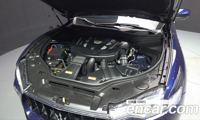 Maserati Levante 3.0 Diesel AWD 2018 — фото 6