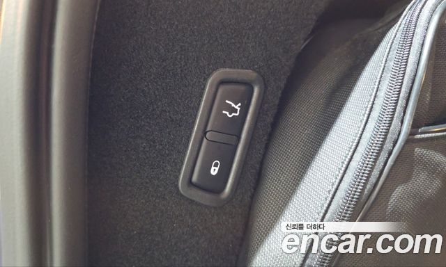 Maserati Levante 3.0 Diesel AWD 2018 — фото 13