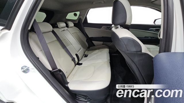 Kia Sportage Hybrid (V) Nobleless 2WD 2023 — фото 11