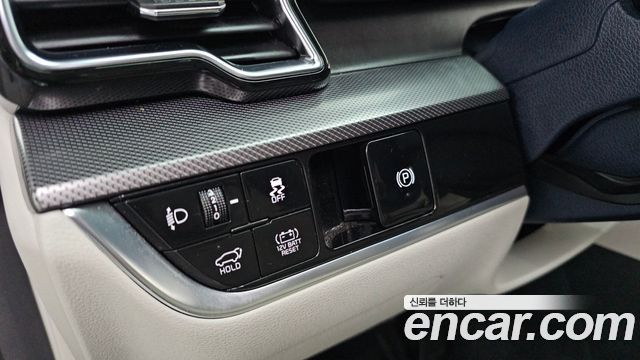 Kia Sportage Hybrid (V) Nobleless 2WD 2023 — фото 18