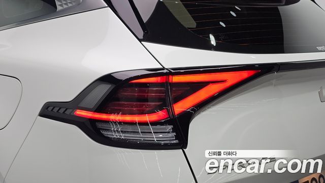 Kia Sportage Hybrid (V) Nobleless 2WD 2023 — фото 23