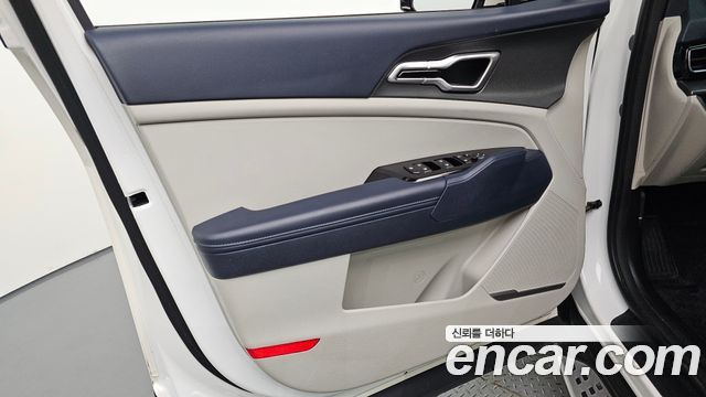 Kia Sportage Hybrid (V) Nobleless 2WD 2023 — фото 24