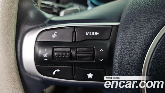 Kia Sportage Hybrid (V) Nobleless 2WD 2023 — фото 30