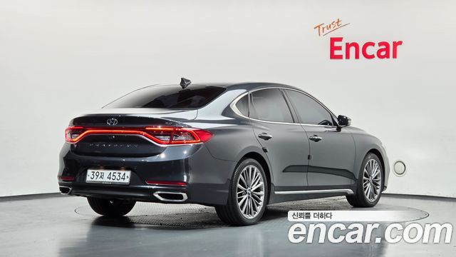 Hyundai Grandeur (IG) 3.0 Exclusive 2018 — фото 2
