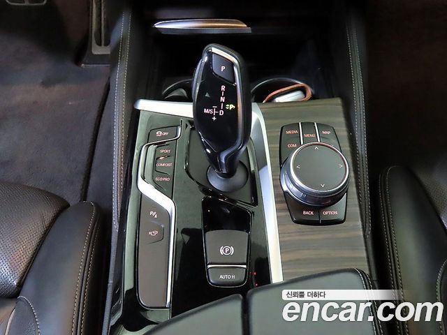 BMW 5 Series (G30) 520d M Sport Package Plus 2017 — фото 9