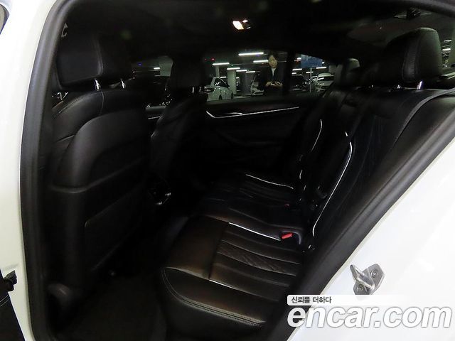 BMW 5 Series (G30) 520d M Sport Package Plus 2017 — фото 16