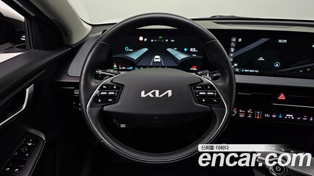 Kia EV6 Long Range Air 2022 — фото 14