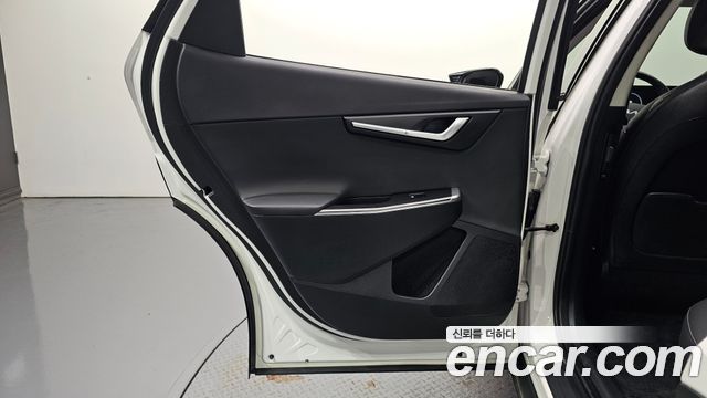 Kia EV6 Long Range Air 2022 — фото 25