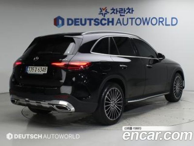 Mercedes-Benz GLC-Class (X254) GLC300 4MATIC AMG Line 2024 — фото 2
