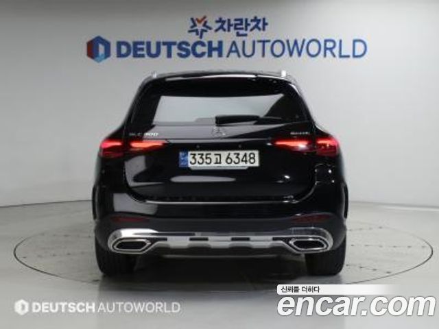 Mercedes-Benz GLC-Class (X254) GLC300 4MATIC AMG Line 2024 — фото 4