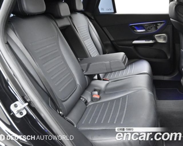 Mercedes-Benz GLC-Class (X254) GLC300 4MATIC AMG Line 2024 — фото 16