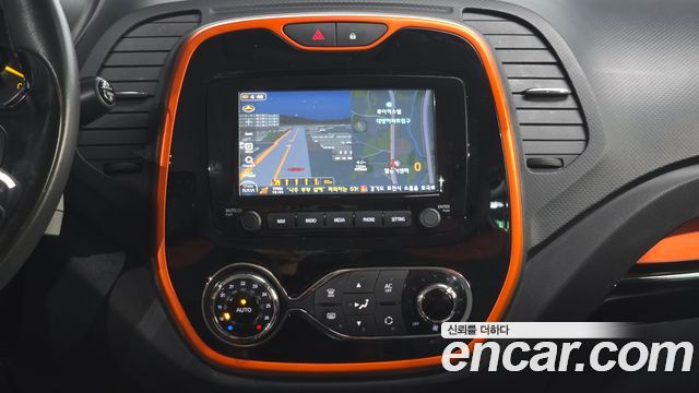 Renault Korea QM3 RE 2015 — фото 14