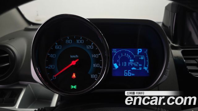 Chevrolet Spark Spark S LT 2014 — фото 8