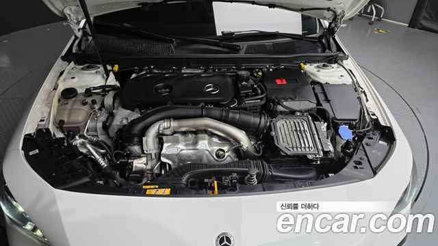 Mercedes-Benz CLA-Class (C118) CLA250 4MATIC 2024 — фото 6