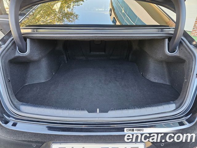 Kia K8 2.5 Gasoline 2WD Noblesse 2023 — фото 18