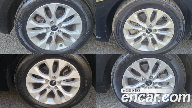 Kia K8 2.5 Gasoline 2WD Noblesse 2023 — фото 24