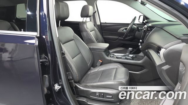 Chevrolet Traverse 3.6 AWD LT Leather Premium 2020 — фото 11