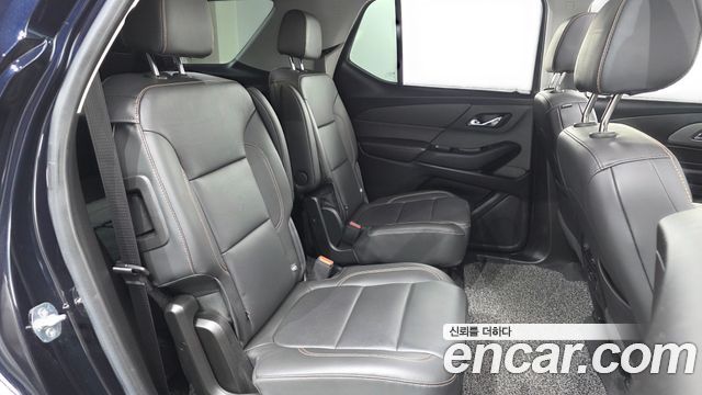 Chevrolet Traverse 3.6 AWD LT Leather Premium 2020 — фото 12